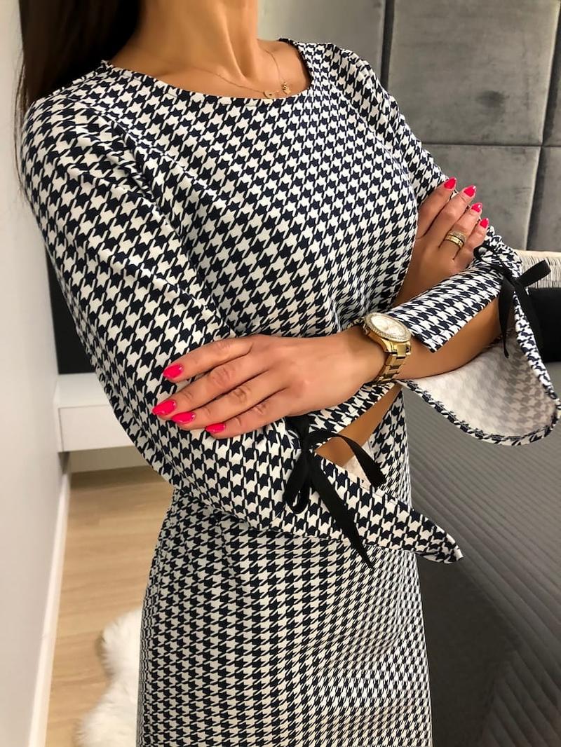 Elegancka sukienka w pepitkę