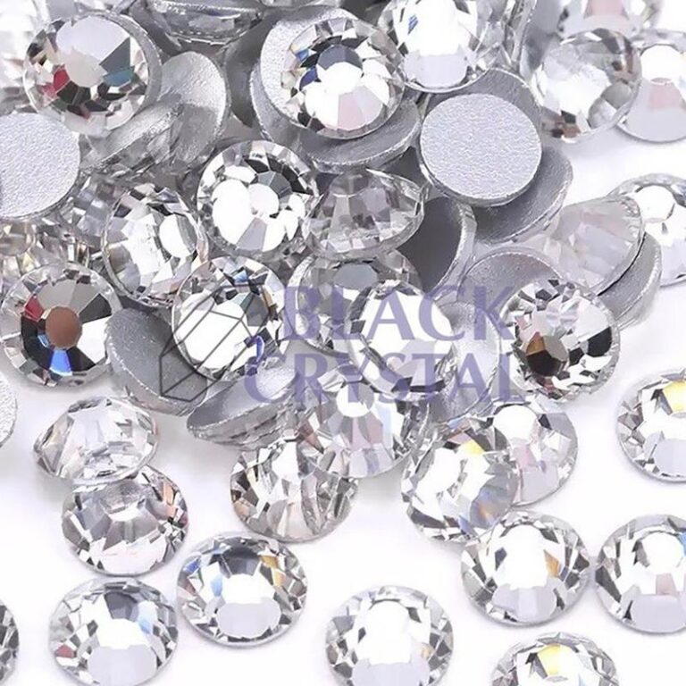 Dlaczego warto wiedzieć, ile kosztuje wstawienie cyrkonii do pierścionka?