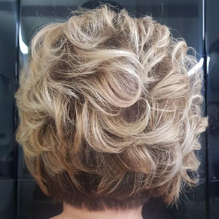 Kręcenie loków krok po kroku