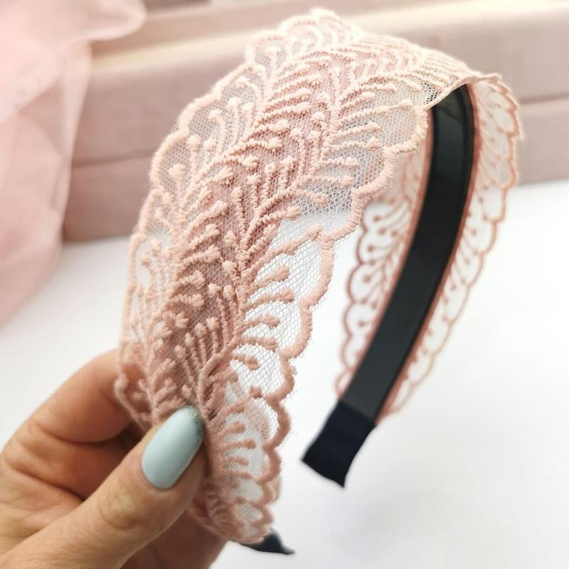 Trendy i historia opasek do włosów