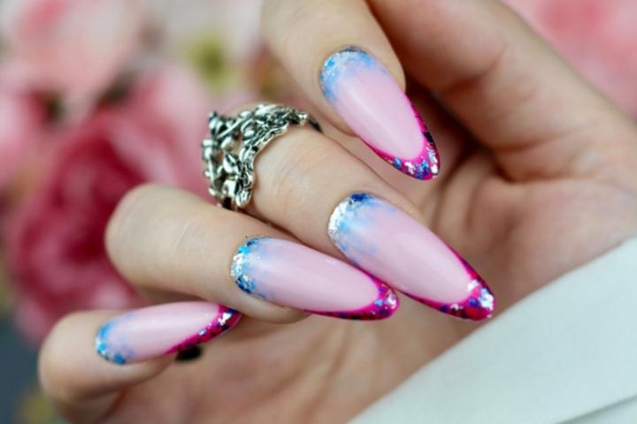 Manicure bez odrostu