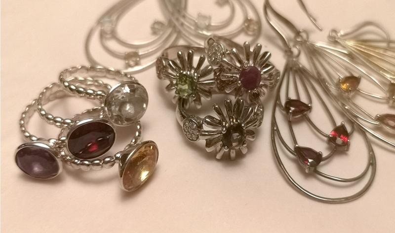 Czyszczenie srebra z bursztynem