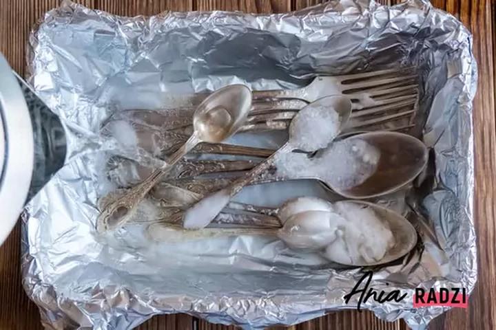 Domowe sposoby czyszczenia biżuterii