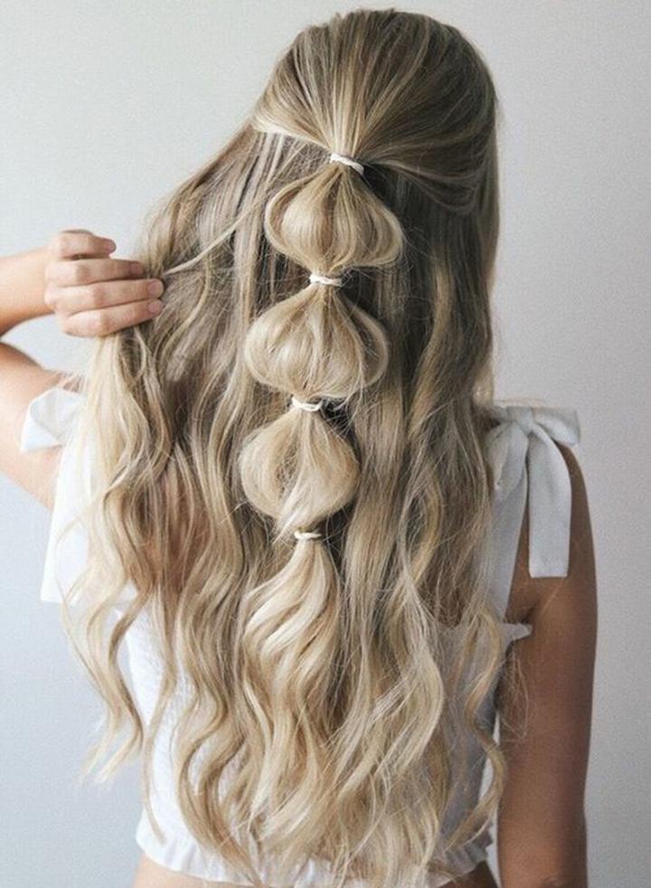 Stylowy minimalizm we fryzurach