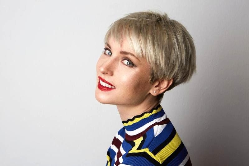 Fryzura pixie – odkryj różnorodność stylizacji, które zachwycą każdą kobietę