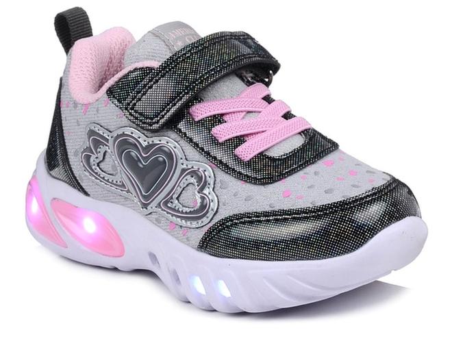 Pierwsze buty dla dziecka