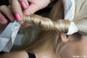 Zakręć włosy bez lokówki: odkryj proste metody na piękne loki w domu